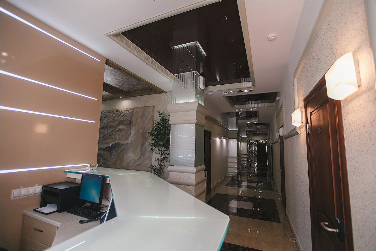 hall gallery 06
