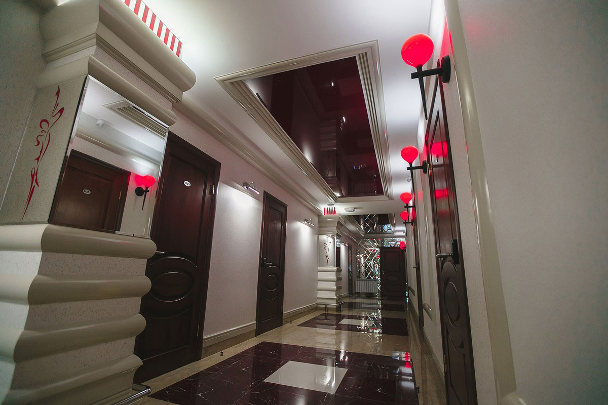 hall gallery 14