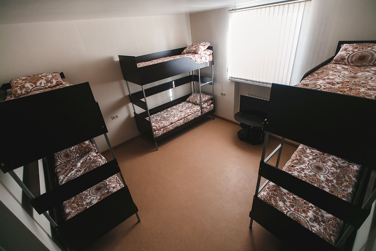 hostel 04