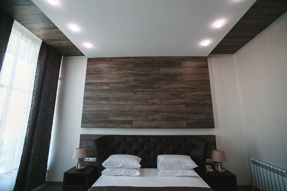 suite 03